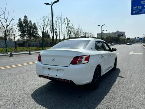 Peugeot 301