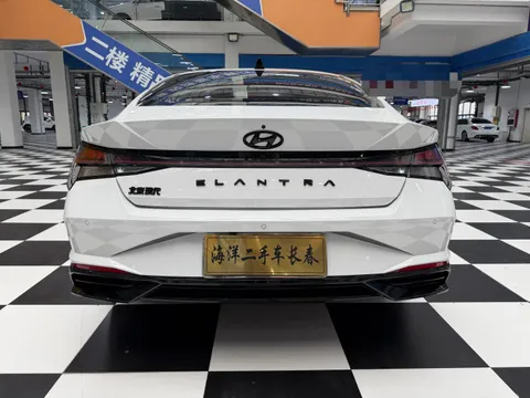 Hyundai Elantra (Avante)