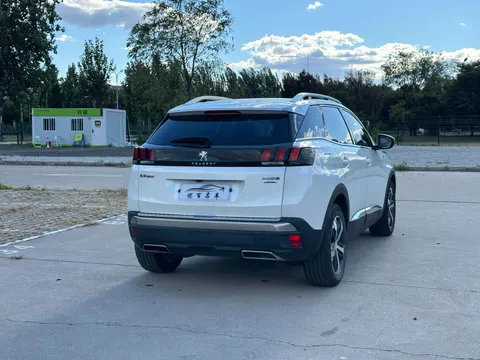 Peugeot 4008