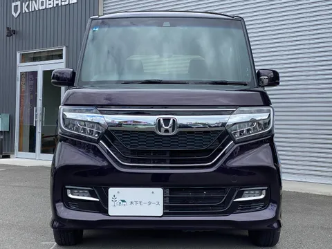 Honda N-BOX Custom