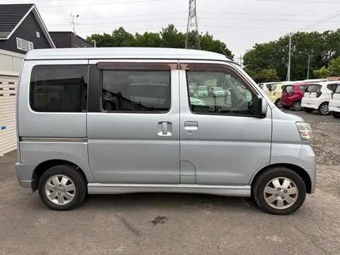 Daihatsu Atrai Wagon