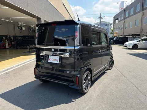 Suzuki Spacia Custom