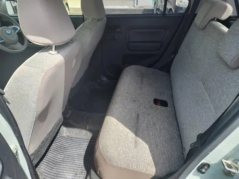 Daihatsu Mira Tocot