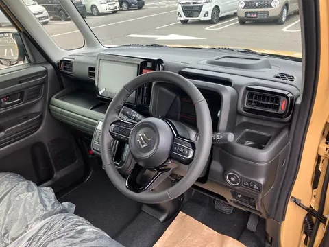 Suzuki Spacia Gear