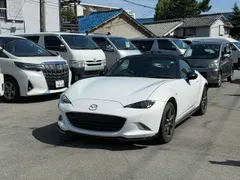 Mazda MX-5 (Roadster)