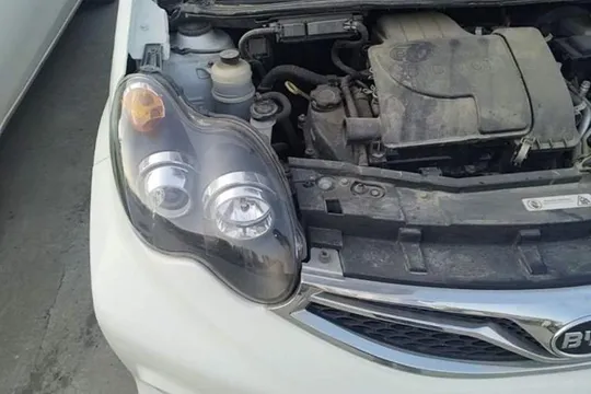 BYD F0