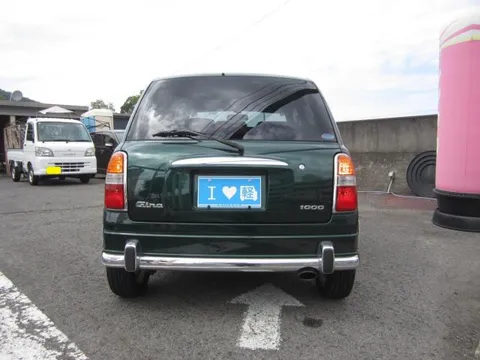 Daihatsu Mira Gino