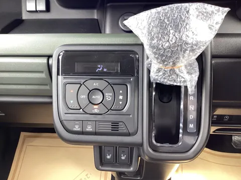 Suzuki Spacia Gear