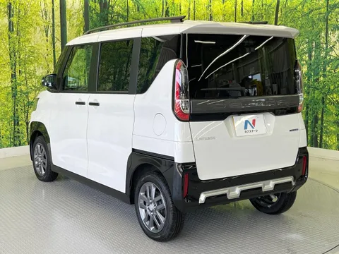 Mitsubishi Delica Mini