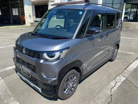 Mitsubishi Delica Mini