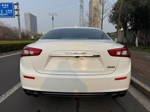 Maserati Ghibli