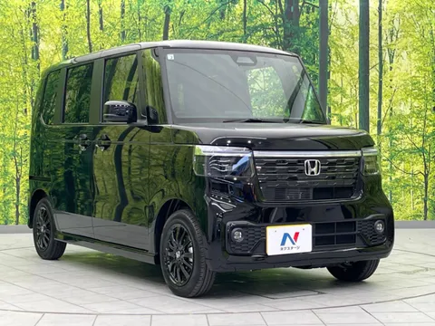 Honda N-BOX Custom