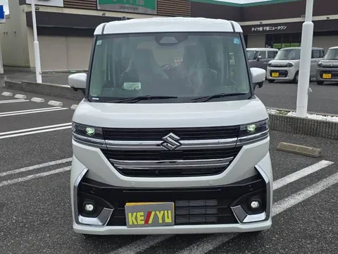Suzuki Spacia Custom