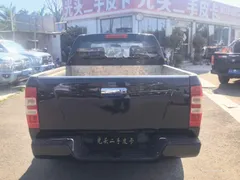 Isuzu