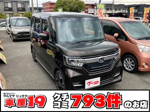 Honda N-BOX Custom