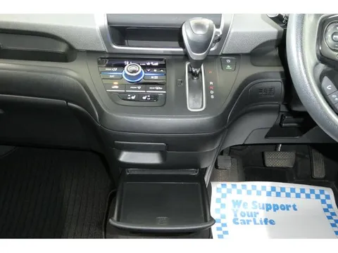 Honda Freed Plus