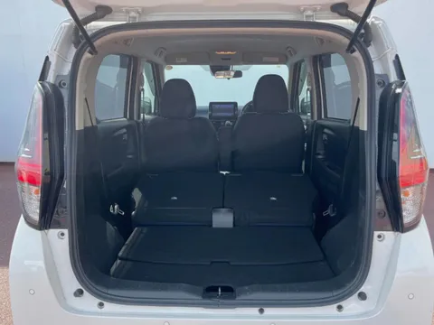 Mitsubishi eK X
