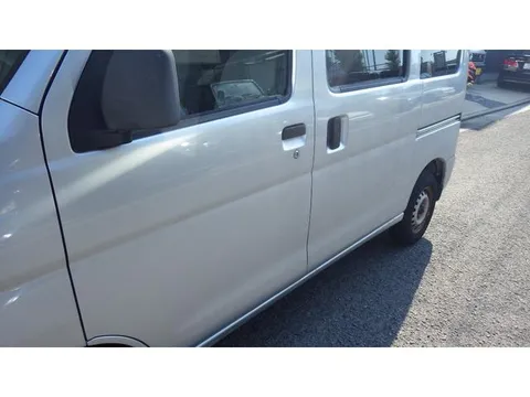 Toyota Pixis Van