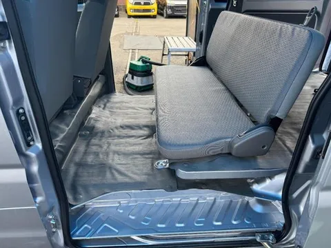 Mitsubishi Minicab Van