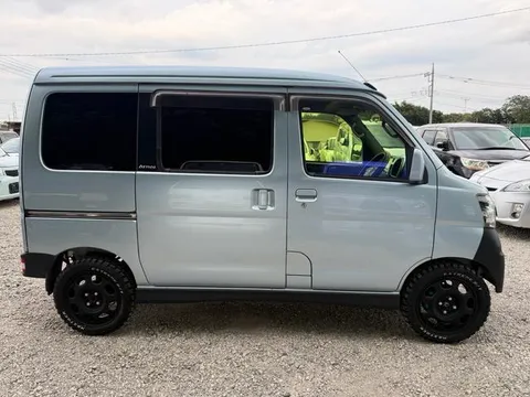 Daihatsu Atrai Wagon