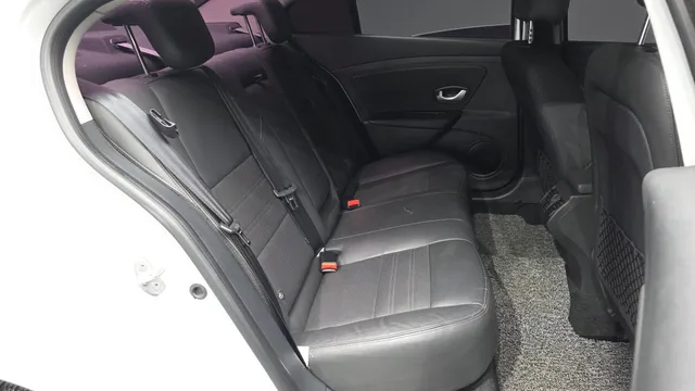 Renault SM3
