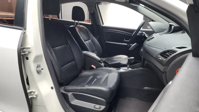 Renault SM3