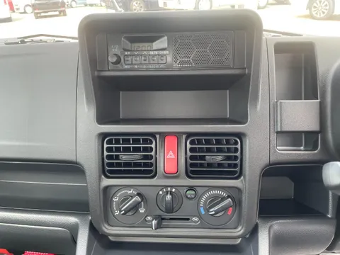 Nissan Clipper Truck