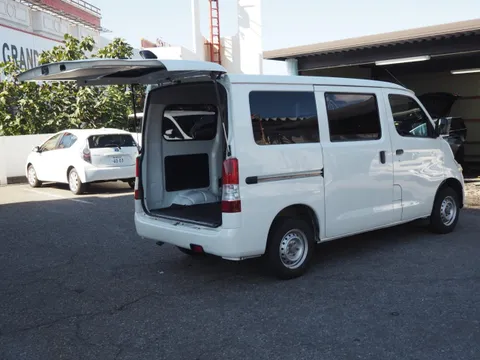 Toyota TownAce Van