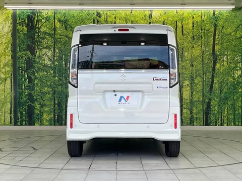 Suzuki Spacia Custom
