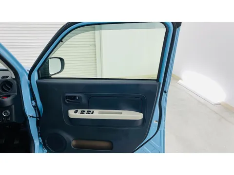 Daihatsu Mira Tocot