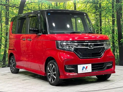 Honda N-BOX Custom