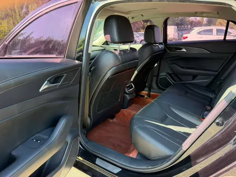 Hongqi H5