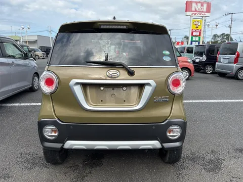 Daihatsu Cast