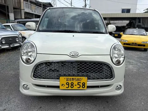 Daihatsu Mira Gino
