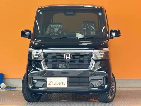Honda N-BOX Custom