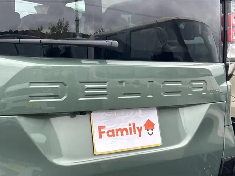 Mitsubishi Delica Mini