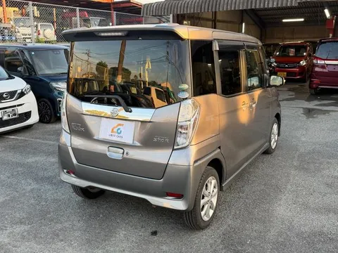 Nissan Dayz Roox