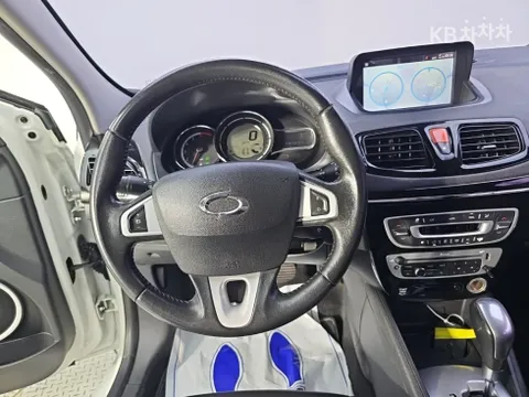 Renault SM3