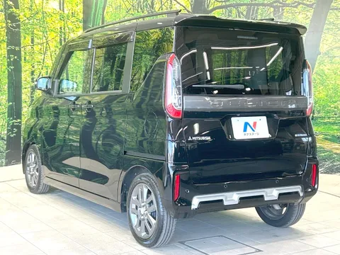 Mitsubishi Delica Mini