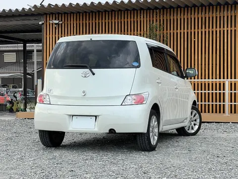 Toyota bB