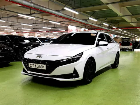 Hyundai Elantra (Avante)