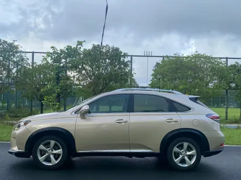 Lexus