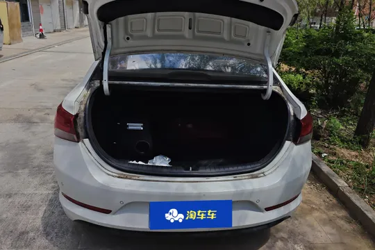 Hyundai Verna