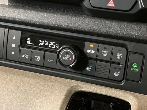 Honda N-BOX Joy