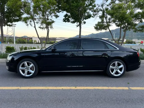 Audi A8