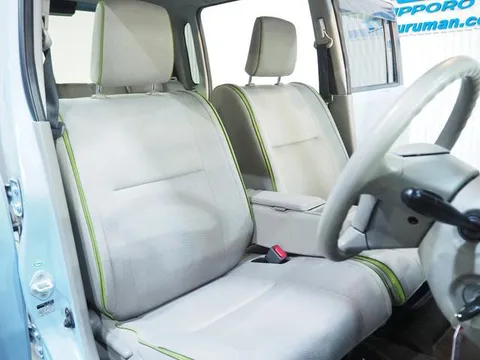 Toyota Pixis Space