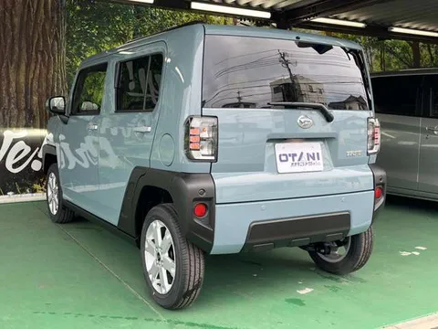 Daihatsu Taft