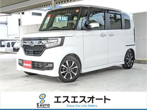 Honda N-BOX Custom