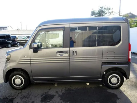 Honda N-VAN Plus Style