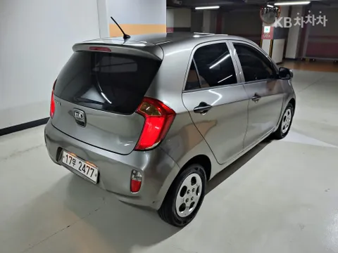 Kia Deluxe